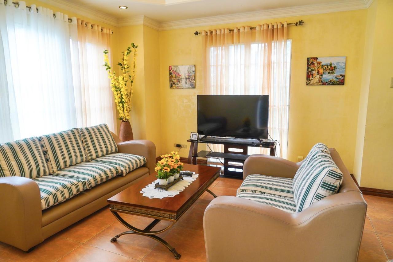 Charming Tagaytay Vacation Home Tagaytay City Exterior photo
