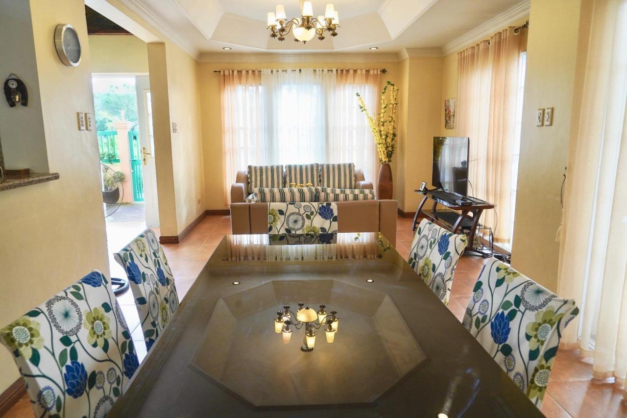 Charming Tagaytay Vacation Home Tagaytay City Exterior photo